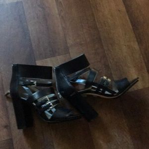 Micheal Kors black high heel shoes